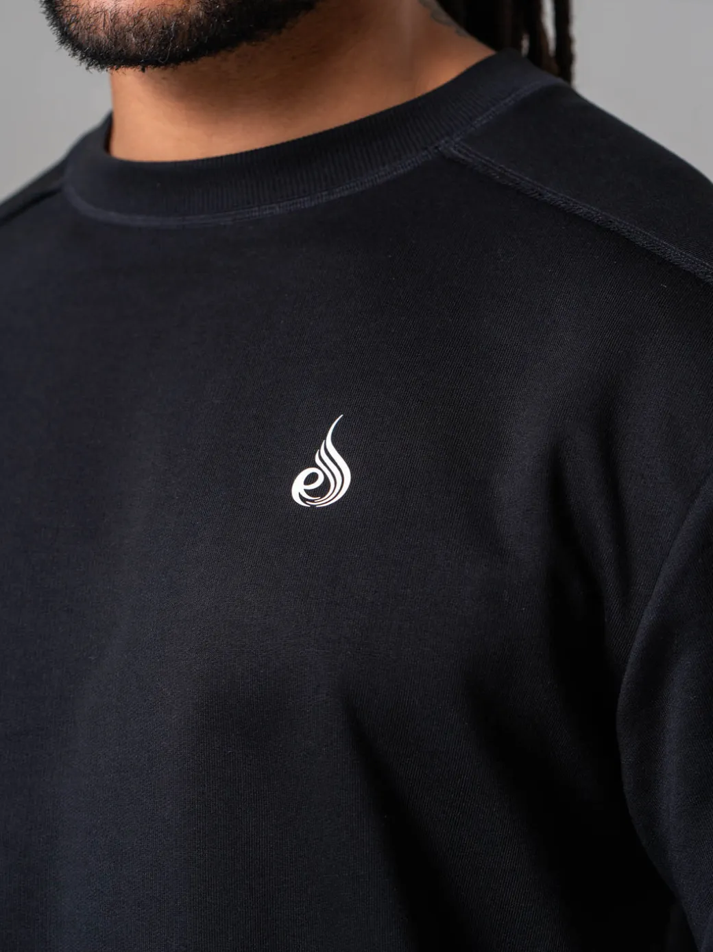 Dynamic Pullover