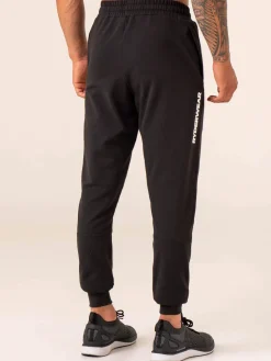Emerge Track Pant