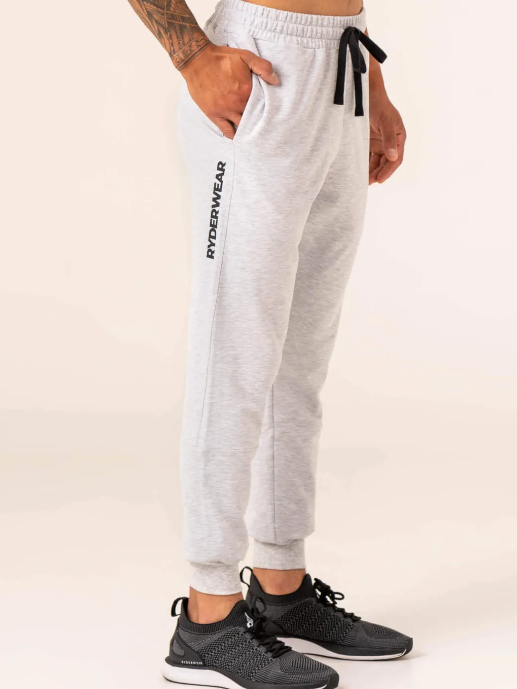Emerge Track Pant
