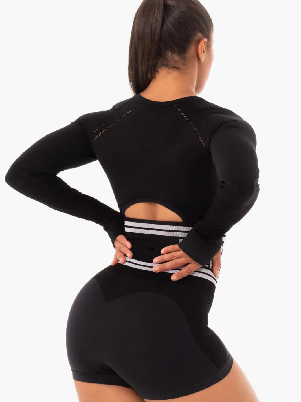 Freestyle Seamless Long Sleeve Crop