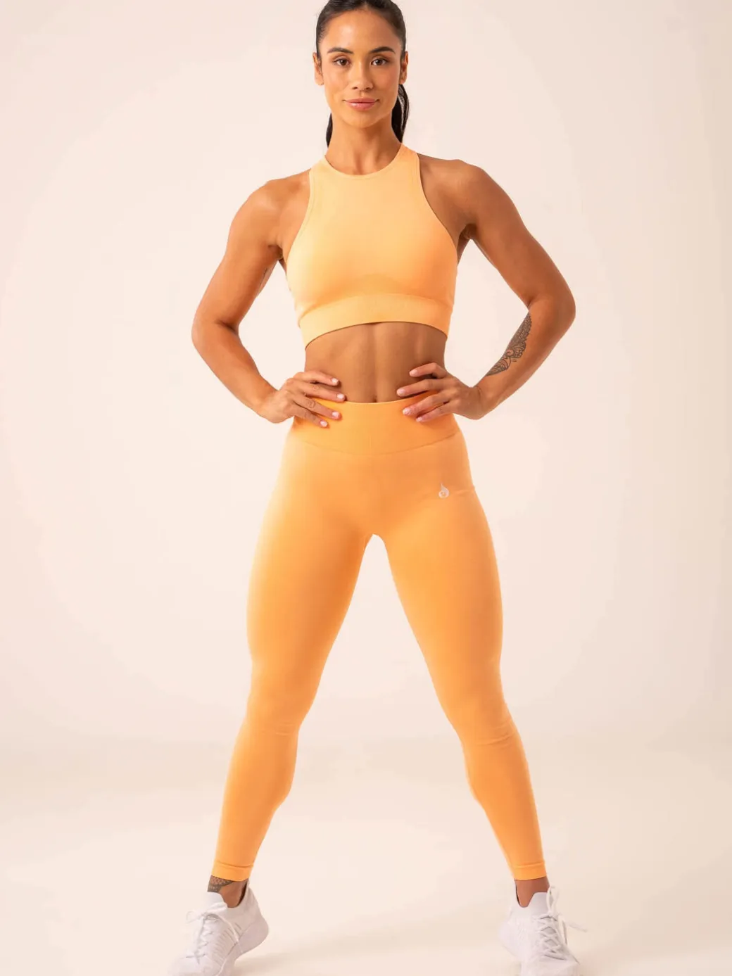Lift Seamless High Neck Sports Bra