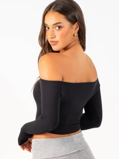 Ribbed Off Shoulder Long Sleeve Top