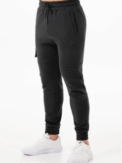 Tech Cargo Pant