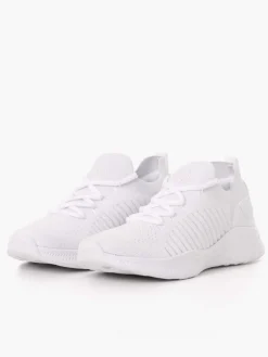 Womens Flylyte Trainer